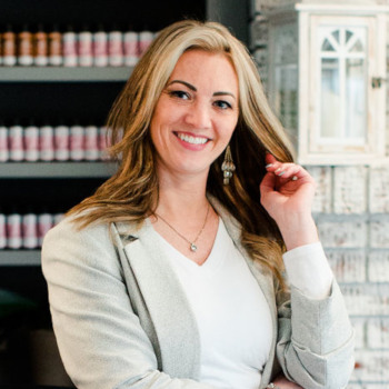 Kristin Riddick - Stylist & Owner Ellebee Salon
